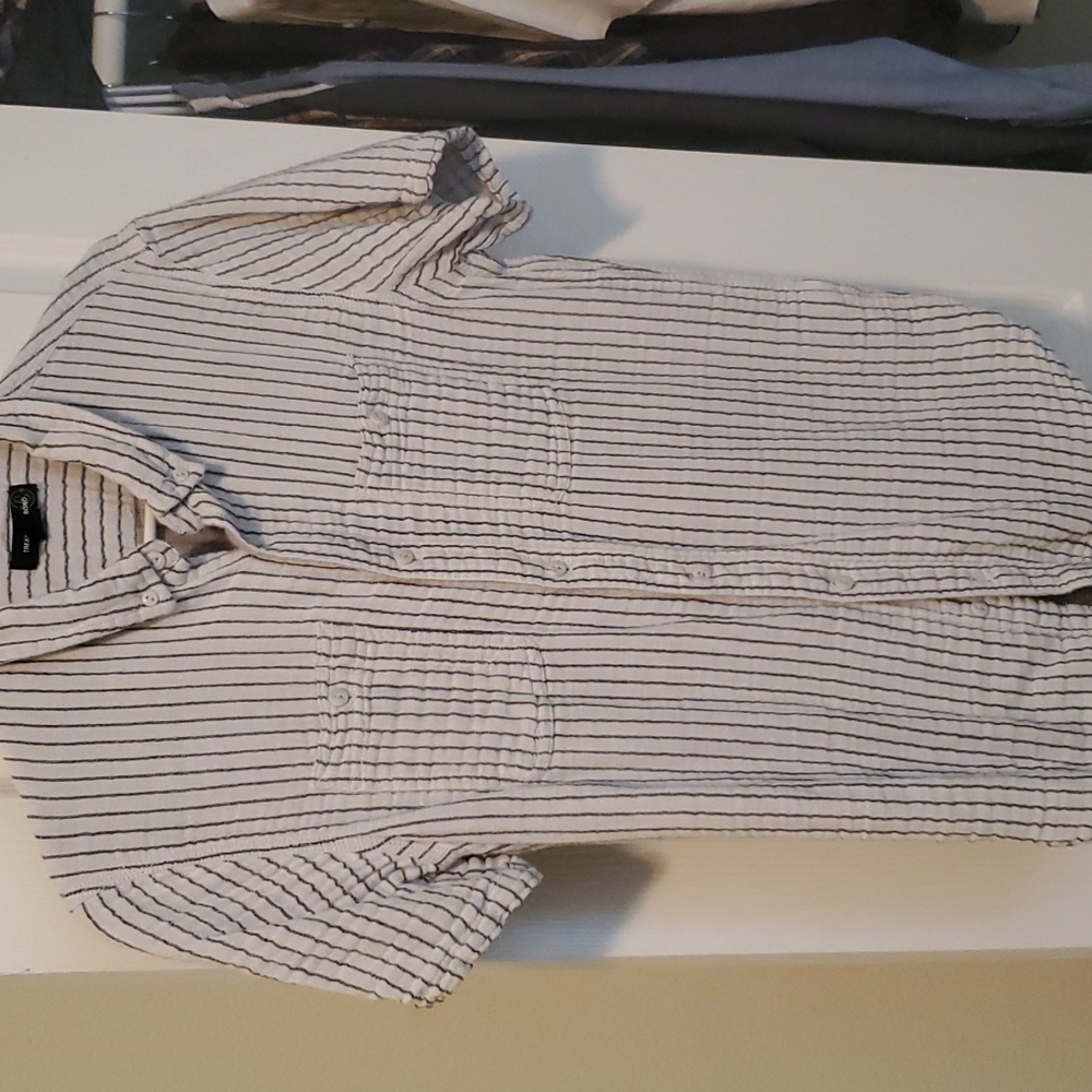 Mens size medium Nordstrom treasure and bond shirt